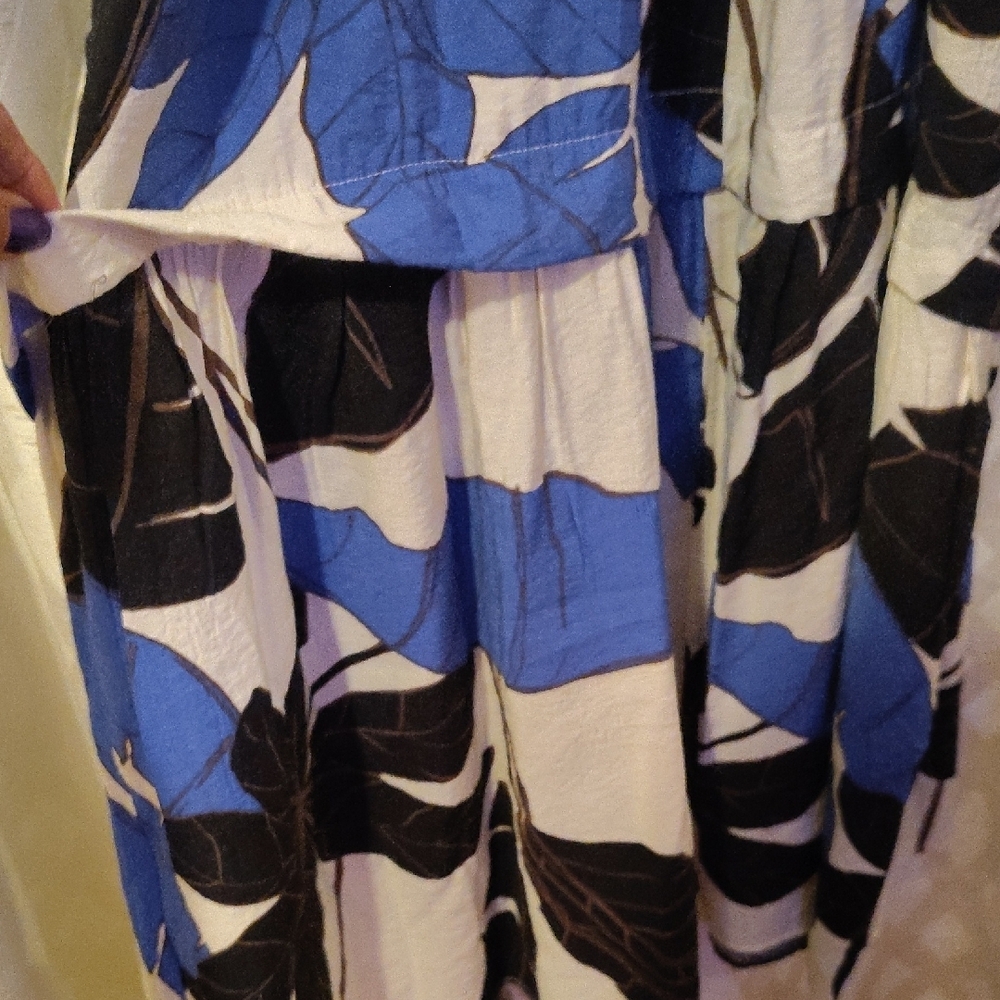 Sofia by Sofia Vergara Black and Blue Patterned Midi Dress - Picture 7 of 7
